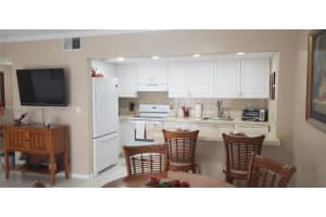 17500 NW 68th Ave APT D3005, Hialeah, FL 33015, Sold 12/21/23