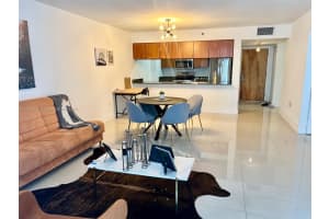 1200 Brickell Bay Dr APT 2008, Miami, FL 33131, Sold 01/17/24