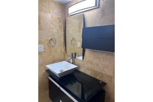 606 W 81st St APT 229, Hialeah, FL 33014, Sold 01/05/24