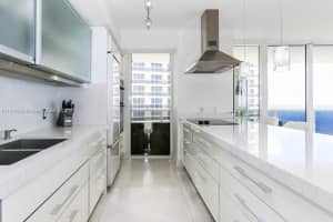 1850 S Ocean Dr APT 3701, Hallandale Beach, FL 33009, Sold 09/09/24