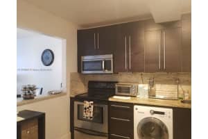 5401 Collins Ave APT 148, Miami Beach, FL 33140, Sold 02/05/24