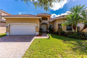 2048 SE 19th St, Homestead, FL 33035, Sold 02/23/24
