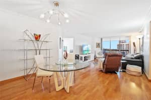 19101 NE 36th Ct, Aventura, FL 33180, Sold 04/05/24