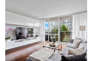 600 NE 36th St APT 207, Miami, FL 33137, Sold 01/08/24