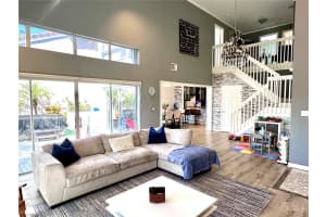 1110 Queen Palm Ct, Hollywood, FL 33019, Sold 11/21/23