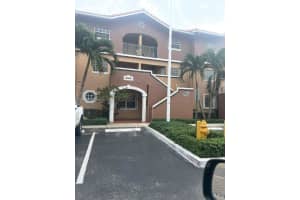 10026 Hammocks Blvd Apt 103-6, Miami, FL 33196, Sold 12/19/23