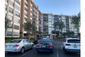 1200 St Charles Pl APT 422, Pembroke Pines, FL 33026, Sold 10/01/24