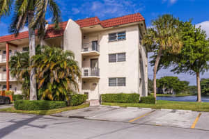 8981 S Hollybrook Blvd APT 101, Pembroke Pines, FL 33025, Sold 05/22/24