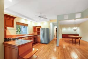 5775 N Bay Rd, Miami Beach, FL 33140, Sold 12/04/23