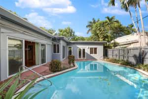 5775 N Bay Rd, Miami Beach, FL 33140, Sold 12/04/23