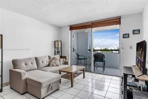 7440 Harding Ave APT 502, Miami Beach, FL 33141, Sold 12/29/23