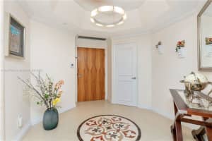 21150 Point Pl, Aventura, FL 33180, Sold 03/15/24