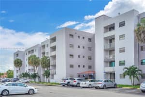 8075 NW 7th St #101, Miami, FL 33126, Sold 03/05/24