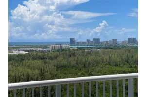 14951 Royal Oaks Ln APT 2103, North Miami, FL 33181, Sold 08/08/24