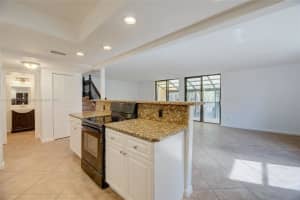 450 Commodore Dr APT 308, Plantation, FL 33325, Sold 01/22/24