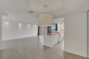18011 Biscayne Blvd APT 1601, Aventura, FL 33160, Sold 08/05/24