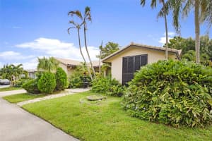 4404 Queen Palm Ln, Tamarac, FL 33319, Sold 02/23/24