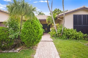 4404 Queen Palm Ln, Tamarac, FL 33319, Sold 02/23/24