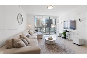 90 SW 3rd St APT 1903, Miami, FL 33130, Sold 01/18/24