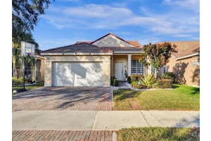 933 Falling Water Rd, Weston, FL 33326, Sold 12/27/23
