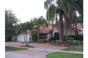 10305 NW 7th Ct, Plantation, FL 33324, Sold 04/12/24