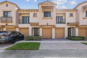 4774 Grand Cypress Cir N, Coconut Creek, FL 33073, Sold 01/09/24