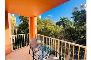 19501 E Country Club Dr #9402, Aventura, FL 33180, Sold 03/15/24