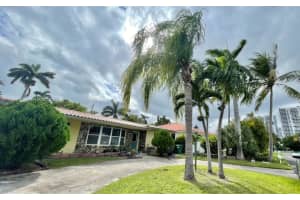 260 191st Terrace, Sunny Isles Beach, FL 33160, Sold 03/12/24