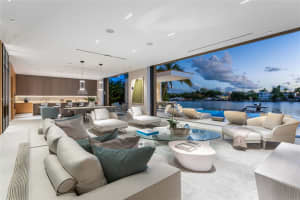 320 S Hibiscus Dr, Miami Beach, FL 33139, Sold 06/21/24