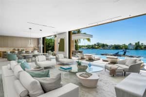 320 S Hibiscus Dr, Miami Beach, FL 33139, Sold 06/21/24