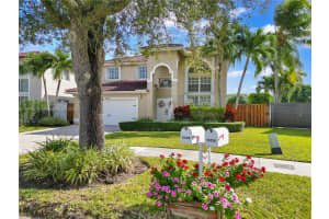 10125 SW 165th Ct, Miami, FL 33196, Sold 12/19/23