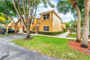 8444 NW 141st Terrace APT 3901, Miami Lakes, FL 33016, Sold 01/12/24