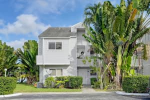 3409 NW 44th St APT 101, Lauderdale Lakes, FL 33309, Sold 03/15/24