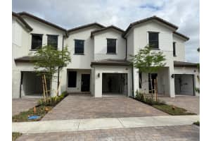 15947 SW 2nd St, Pembroke Pines, FL 33025, Sold 05/24/24