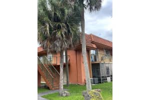 6831 SW 129th Ave APT 6, Miami, FL 33183, Sold 01/16/24