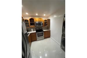 6831 SW 129th Ave APT 6, Miami, FL 33183, Sold 01/16/24