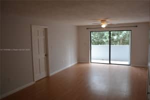 6725 Harding Ave APT 207, Miami Beach, FL 33141, Sold 01/05/24