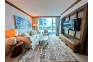 6801 Collins Ave #611, Miami Beach, FL 33141, - MLS#A11479589