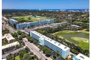 700 NE 14th Ave APT 401, Hallandale Beach, FL 33009, Sold 03/01/24
