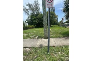 3508 Greenwood Ave West Palm Beach, FL 33407 - MLS#A11479848