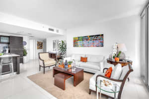 200 Biscayne Blvd Way APT 3802, Miami, FL 33131, Sold 07/31/24