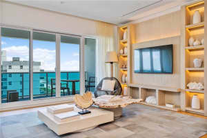 102 24th St PH 1607, Miami Beach, FL 33139, Sold 04/15/24