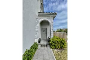 1395 SE 26th Ter, Homestead, FL 33035, Sold 02/07/24