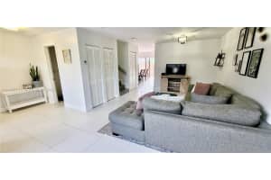 10936 NW 7th St APT 1003, Miami, FL 33172, Sold 03/11/24