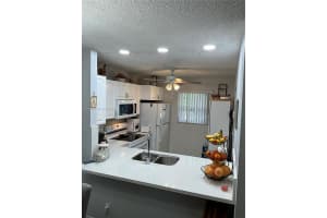 300 Berkley Rd APT 110, Hollywood, FL 33024, Sold 02/29/24
