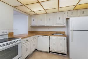 800 Parkview Dr APT 516, Hallandale Beach, FL 33009, Sold 05/13/24