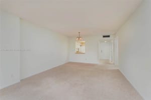 800 Parkview Dr APT 516, Hallandale Beach, FL 33009, Sold 05/13/24