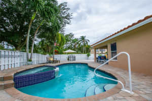 9576 NW 9th Ct, Plantation, FL 33324, Sold 11/30/23