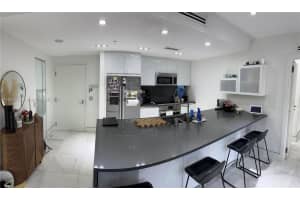 201 SW 17th Rd Unit 312, Miami, FL 33129, Sold 12/04/24