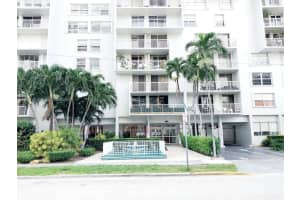 150 SE 25th Rd #3i, Miami, FL 33129, Sold 12/22/23